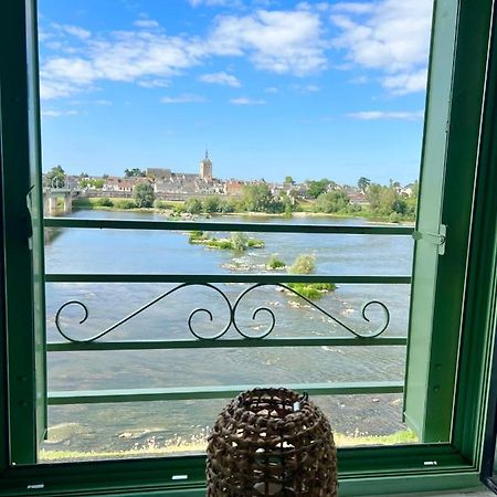 La Vue Loire Appartement Saint-Denis-de lʼHôtel Eksteriør bilde